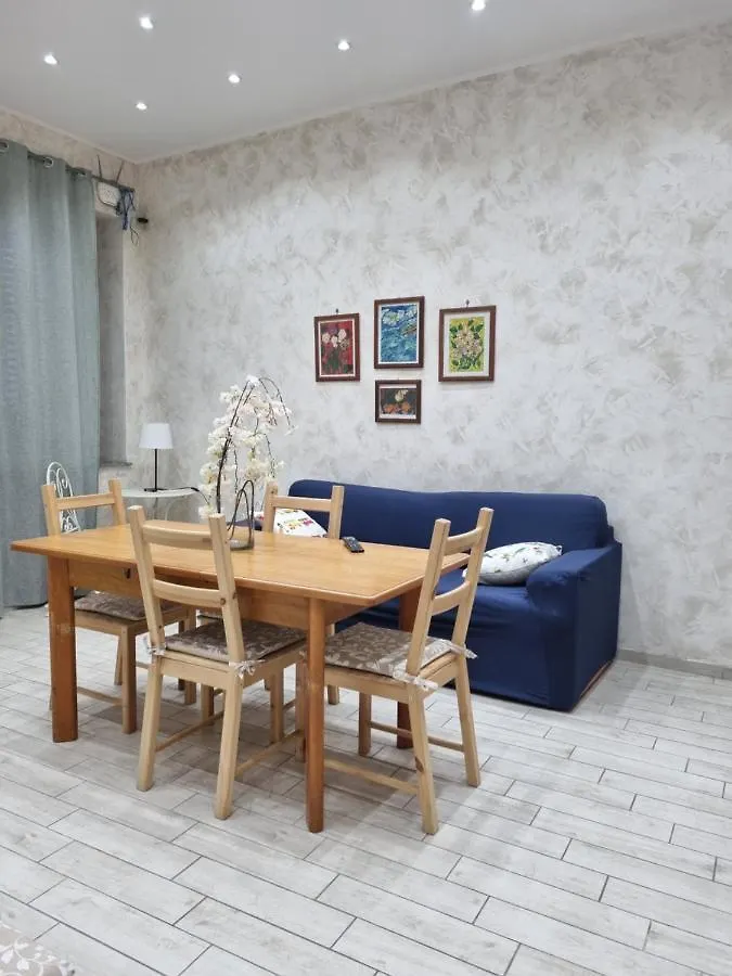 Casa Vacanza Sweet Home Giardini Naxos 0*,  Italia