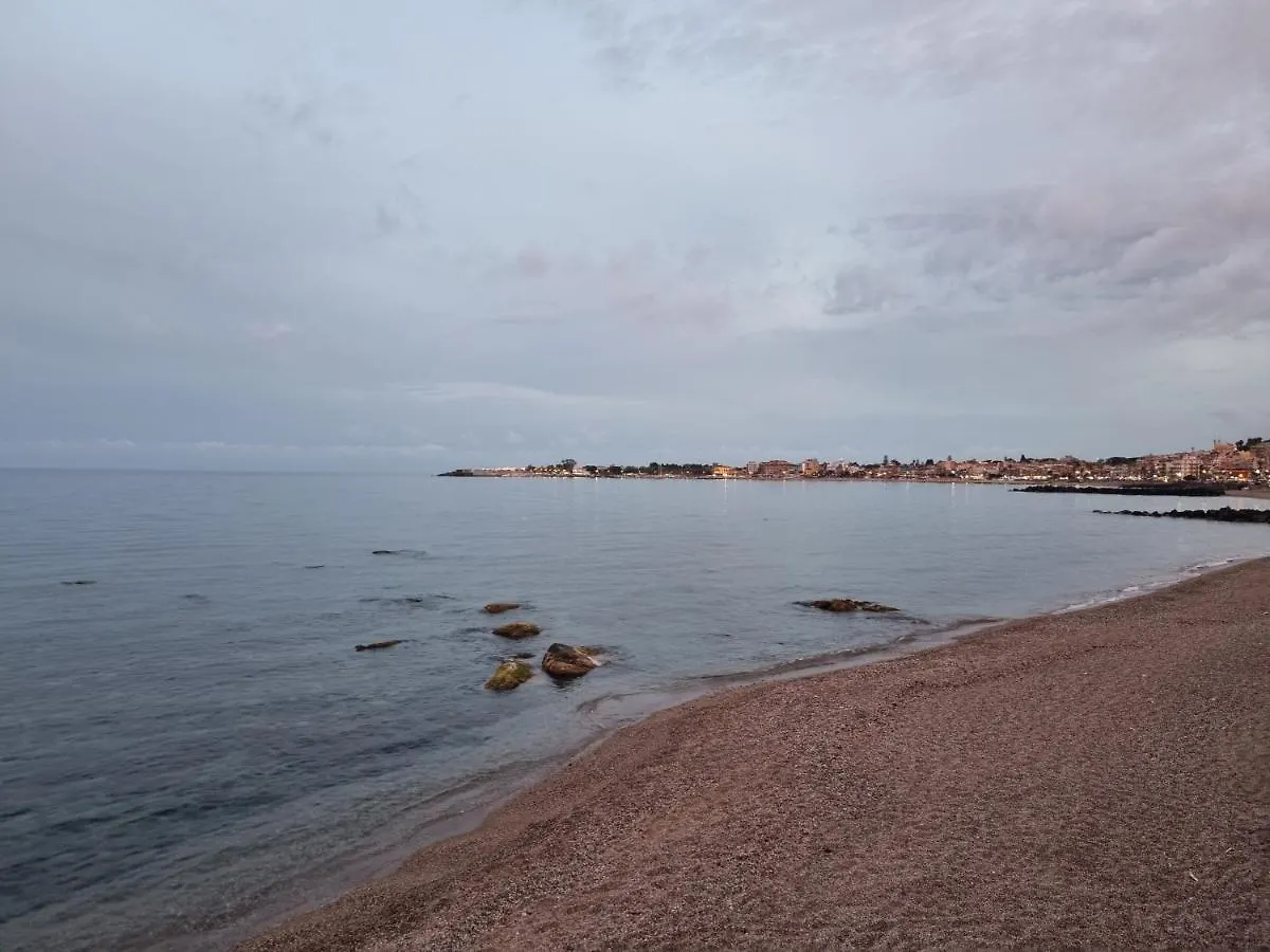 Casa Vacanza Sweet Home Giardini Naxos 0*,
