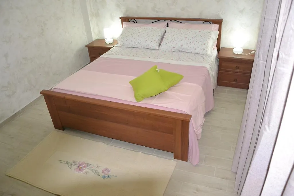 Casa Vacanza Sweet Home Giardini Naxos Casa vacanze